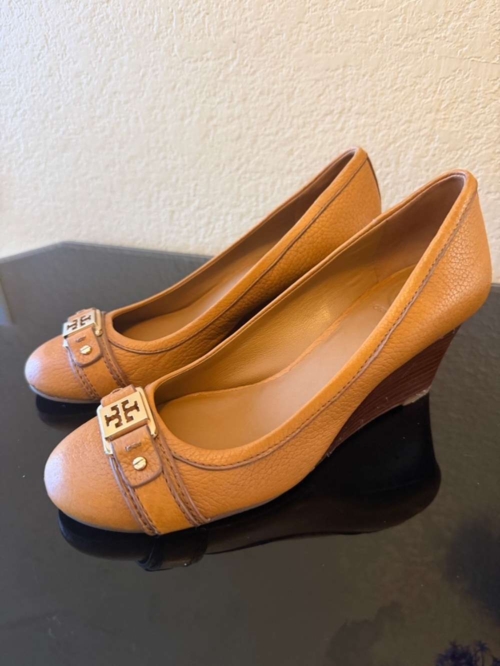 Tory Burch Tan Leather Logo Ballet Flats
